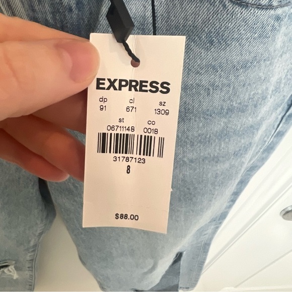 High Waisted Light Wash Ripped Straight Ankle Jeans - Picture 4 of 5